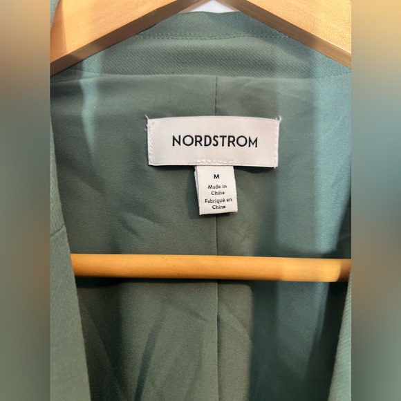Nordstrom Relaxed Fit Blazer Single Button. New with tags! - Picture 8 of 11